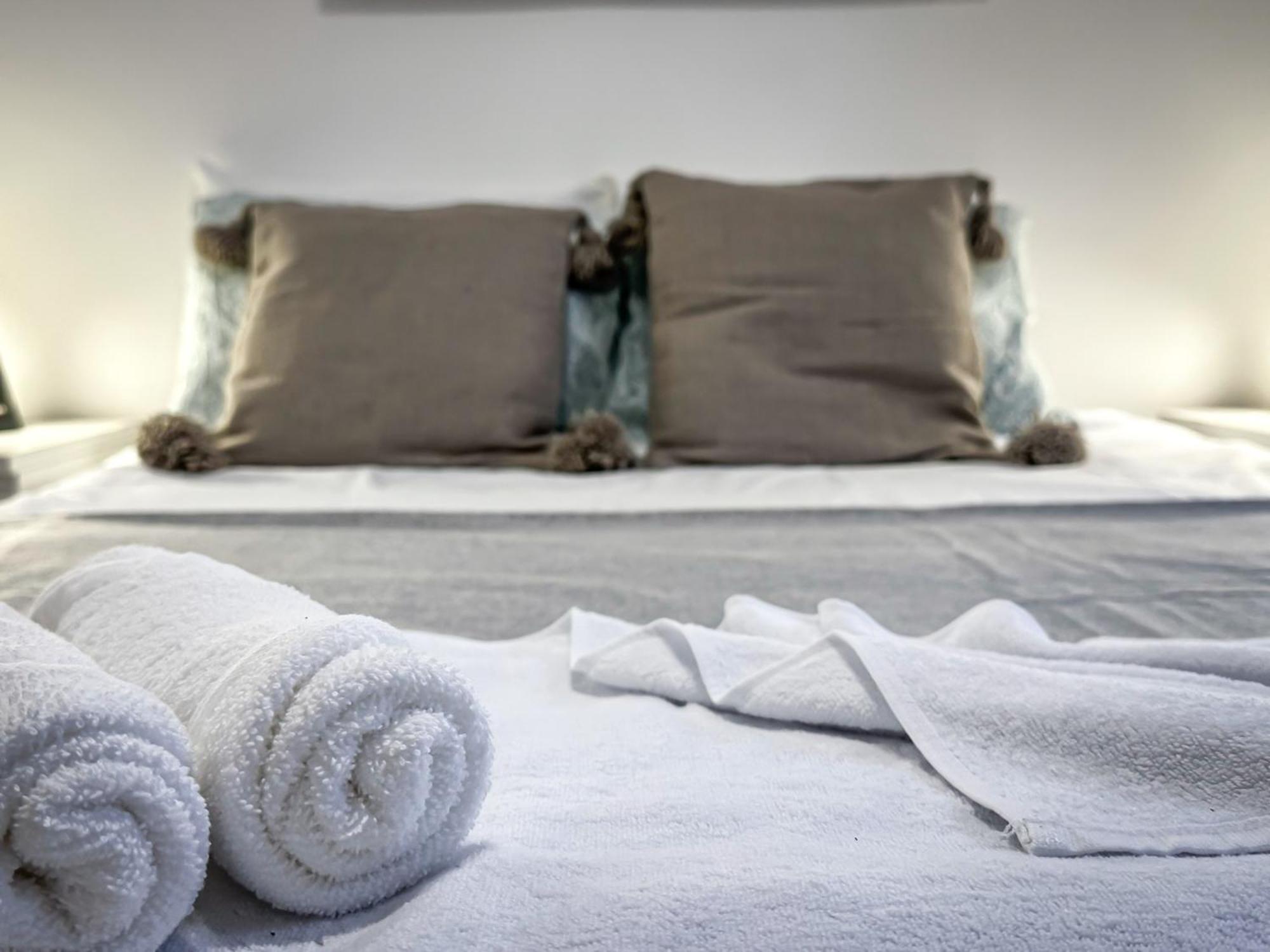 T2 Apartment -Cascais Center - 100M From Beach Екстериор снимка