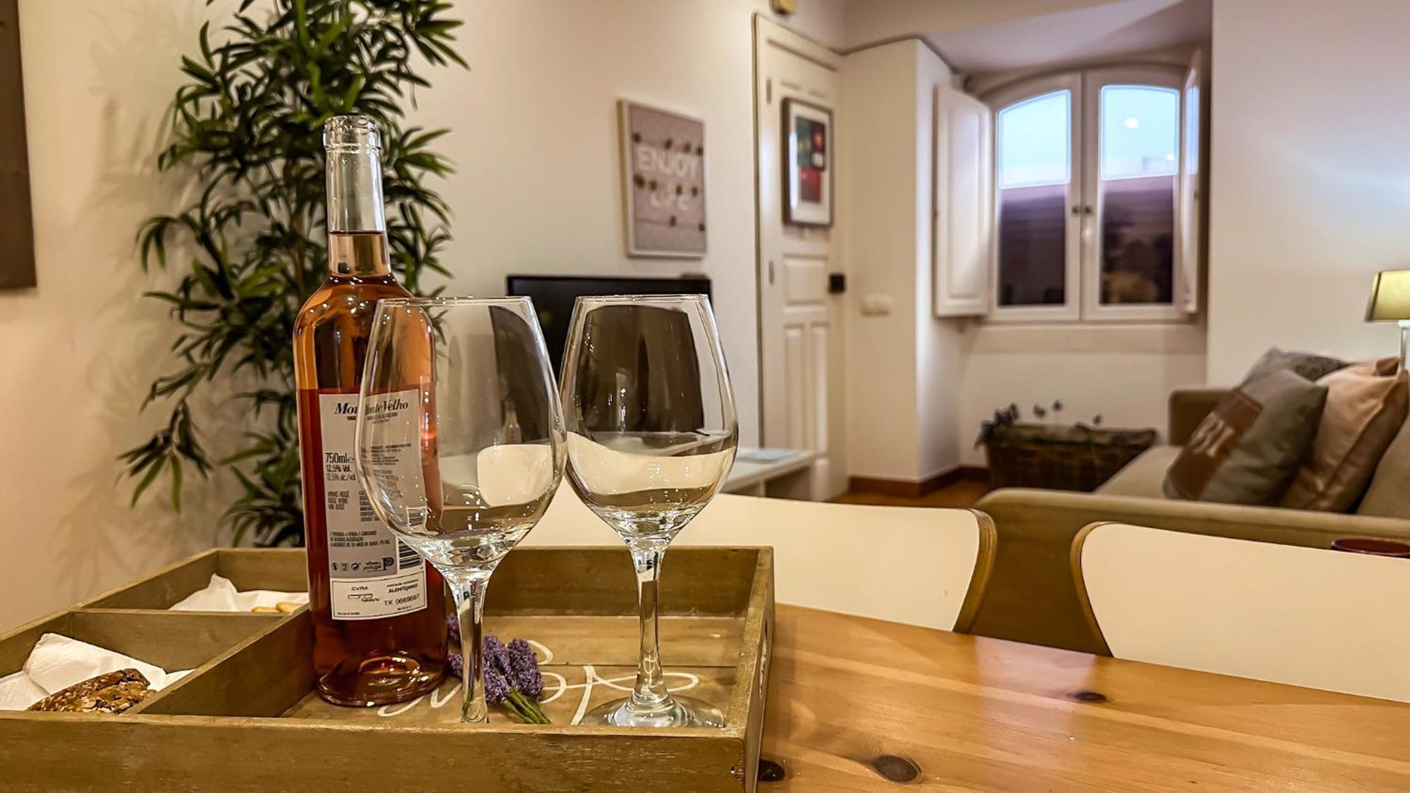 T2 Apartment -Cascais Center - 100M From Beach Екстериор снимка